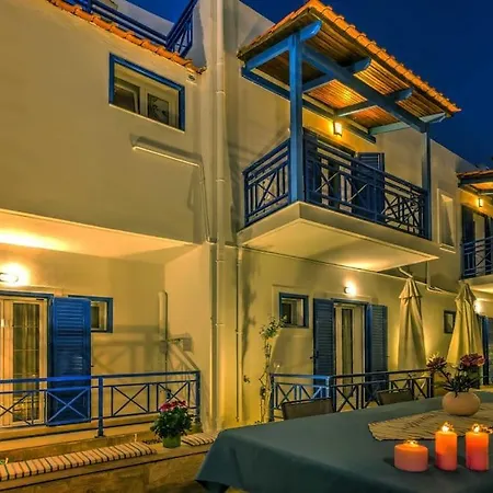 Apartment 5mins- Beach - Shops -bbq -wood Oven -patio-6 Gazi