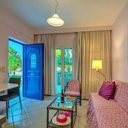 Apartment 5mins- Beach - Shops -bbq -wood Oven -patio-6